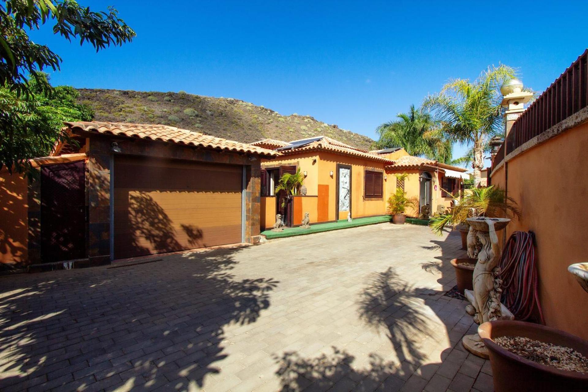 Villa Jardin De Buda Arona  Exteriör bild